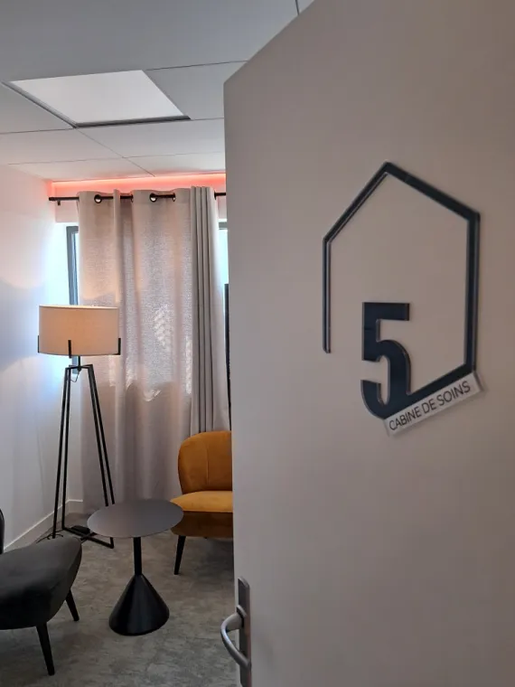 Vaincre la douleur avec l'atrapuncture à Toulouse, Toulouse, Marion